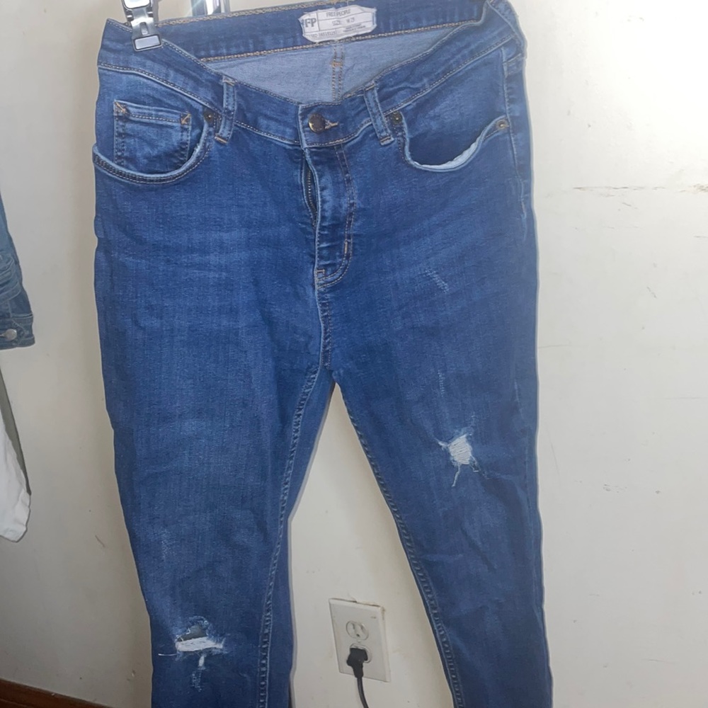 Free prop high waste strength skinny fringe leg